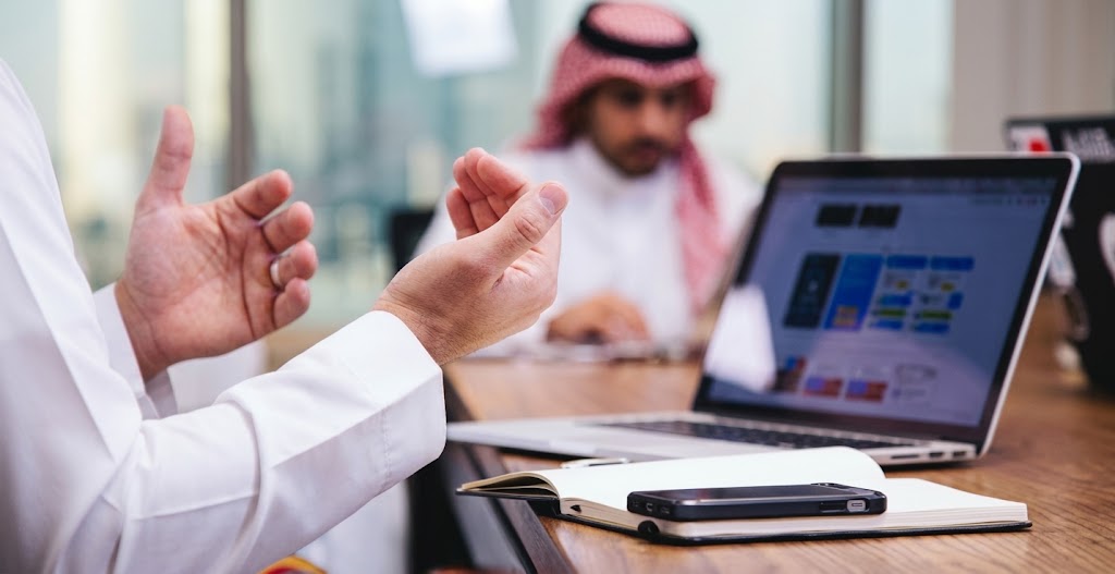 خطوة عملية الاستشارات المالية 1